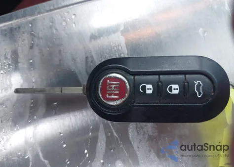 2012 Fiat 500 Pop z USA, uszkodzony, nr VIN 3C3CFFAR7CT366092